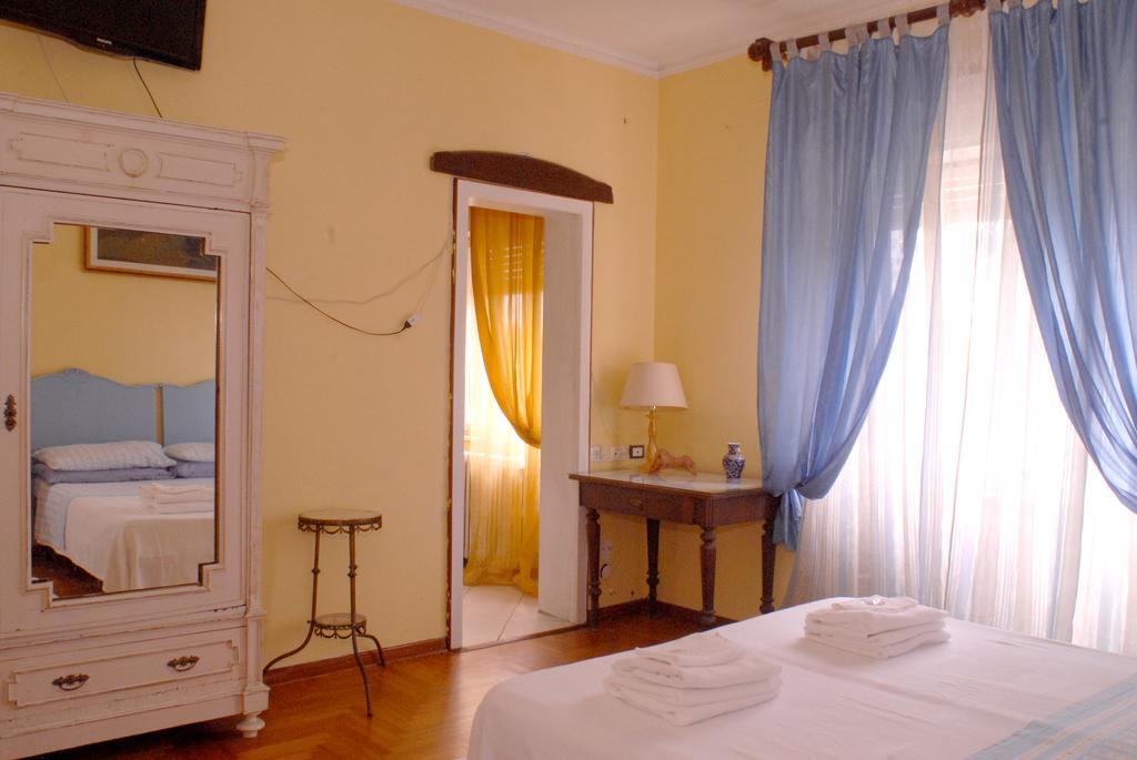Villa Fiorita 몬팔코네 객실 사진